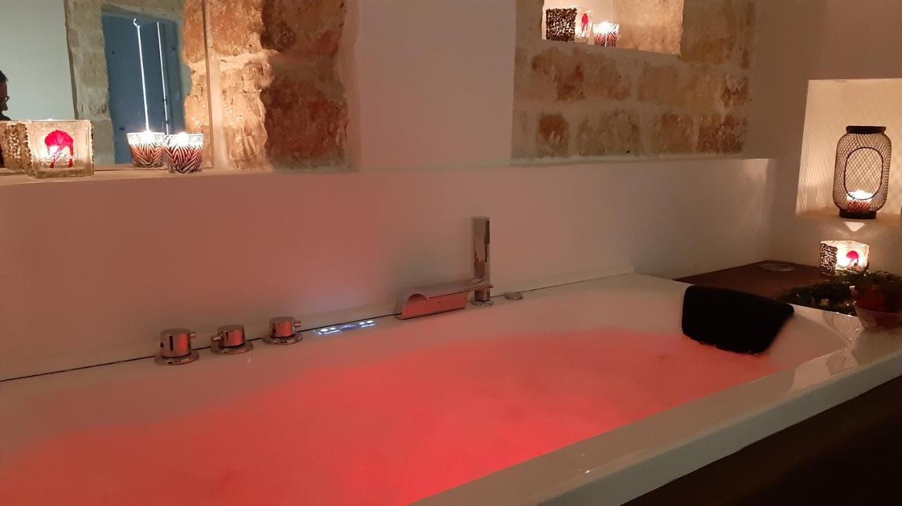Dimora Ducabianco Bed & Breakfast Monopoli Bagian luar foto